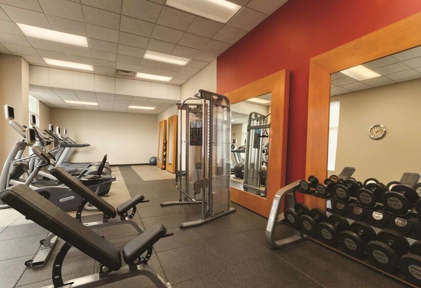 فندق Embassy Suites By Hilton Portland Airport