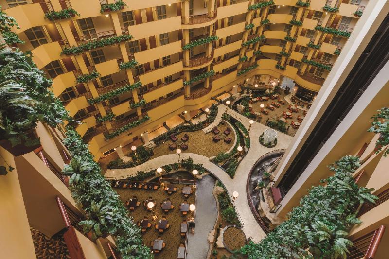 فندق Embassy Suites By Hilton Portland Airport