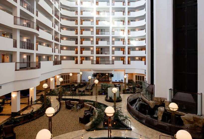 فندق Embassy Suites By Hilton Portland Airport