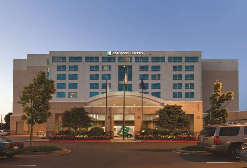 فندق Embassy Suites By Hilton Portland Airport