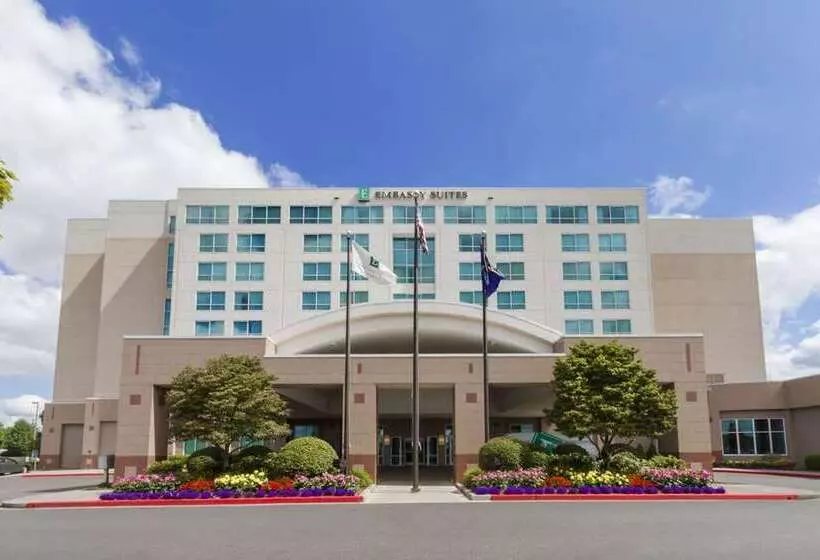 هتل Embassy Suites By Hilton Portland Airport