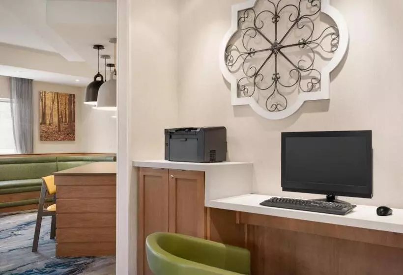 هتل Fairfield Inn Erie Millcreek Mall