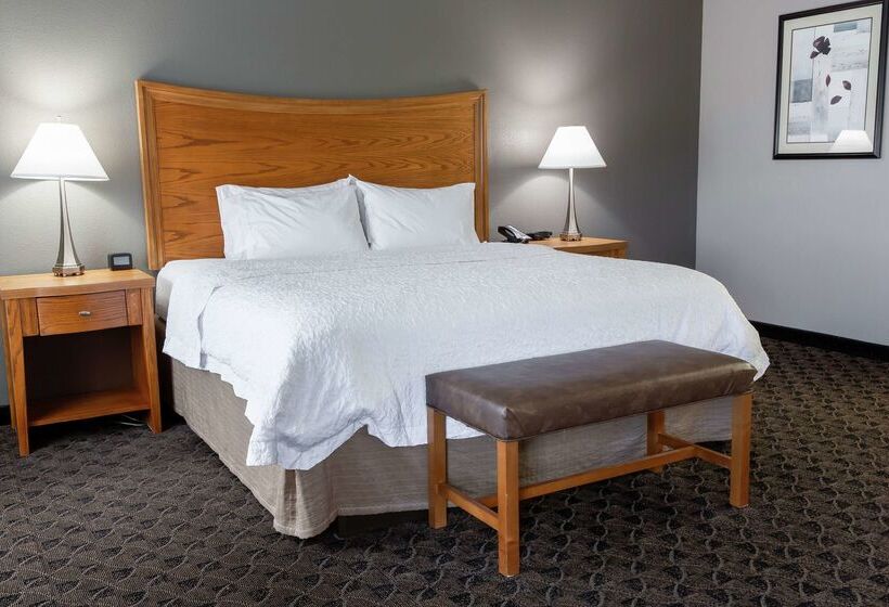 فندق Hampton Inn & Suites Chesapeake Square Mall