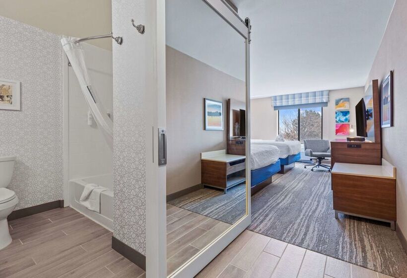 בית מלון כפרי Hampton Inn & Suites Greeley