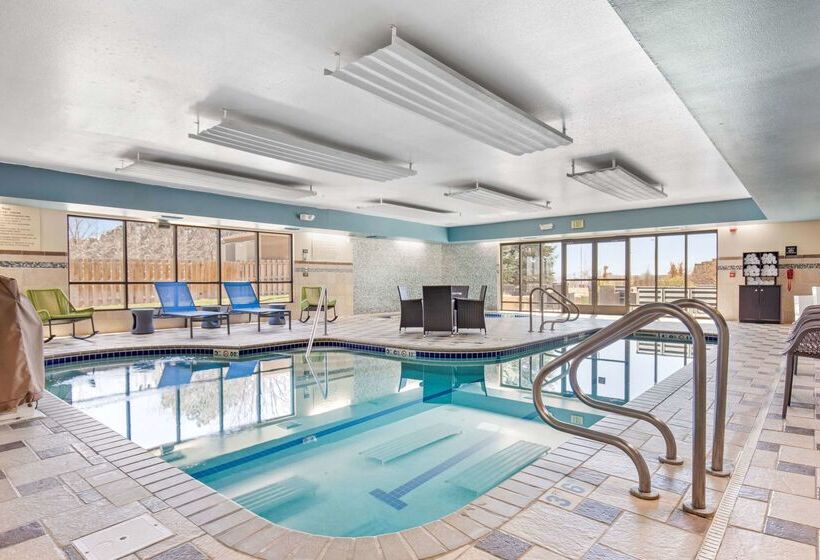 בית מלון כפרי Hampton Inn & Suites Greeley