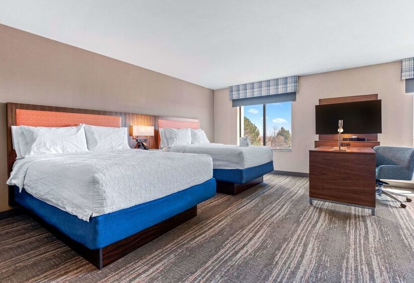 בית מלון כפרי Hampton Inn & Suites Greeley