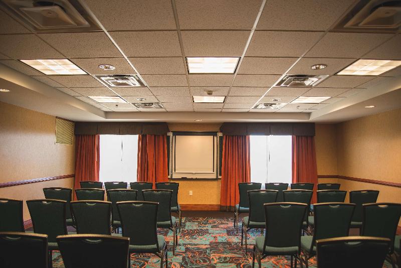 בית מלון כפרי Hampton Inn & Suites Greeley