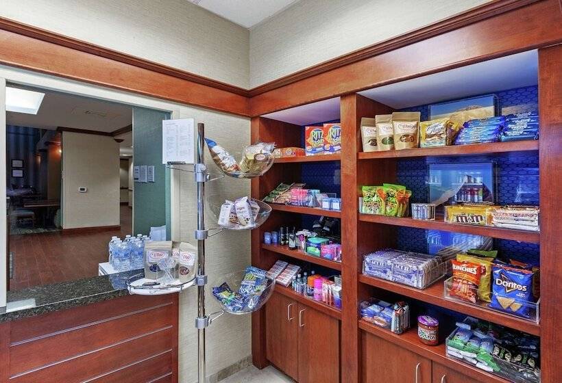 فندق Hampton Inn & Suites El Paso West