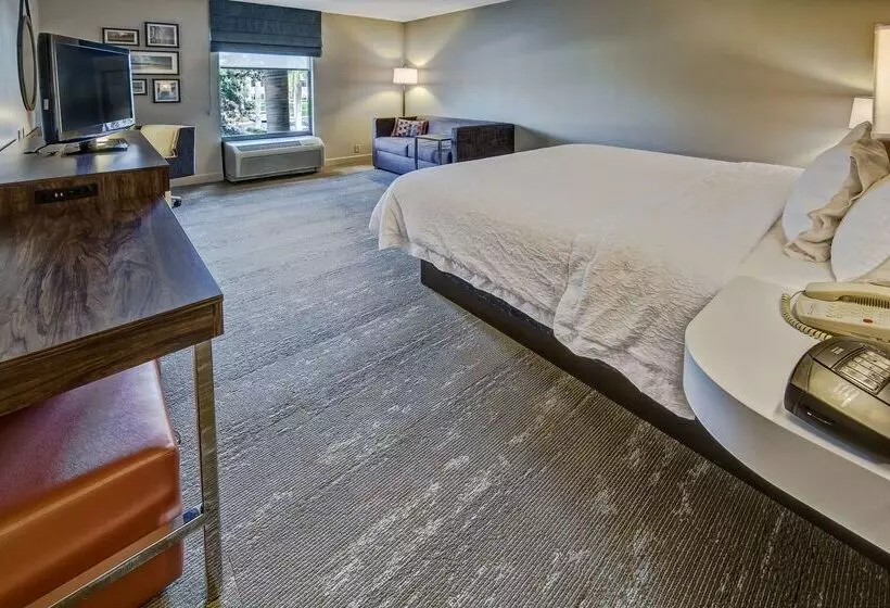 فندق Hampton Inn & Suites Fort Myersestero/fgcu