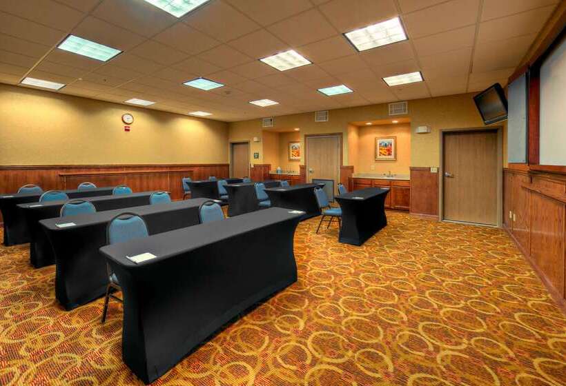 فندق Hampton Inn & Suites Palmdale