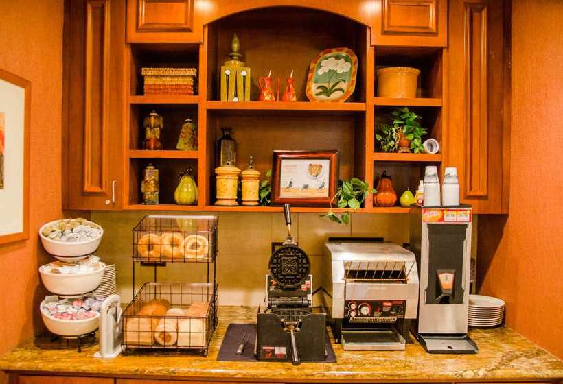 فندق Hilton Garden Inn Bowling Green