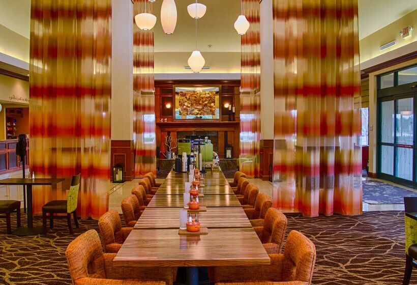 فندق Hilton Garden Inn Bowling Green