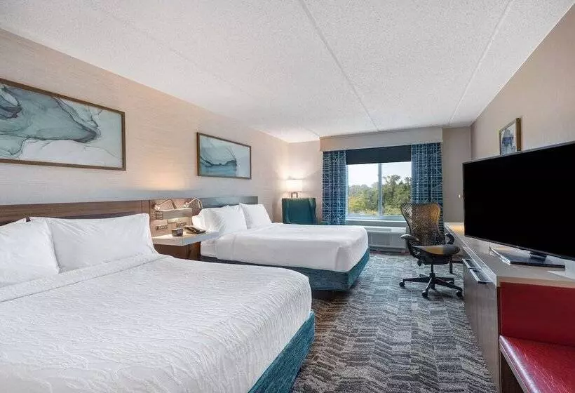 هتل Hilton Garden Inn Islip/macarthur Airport