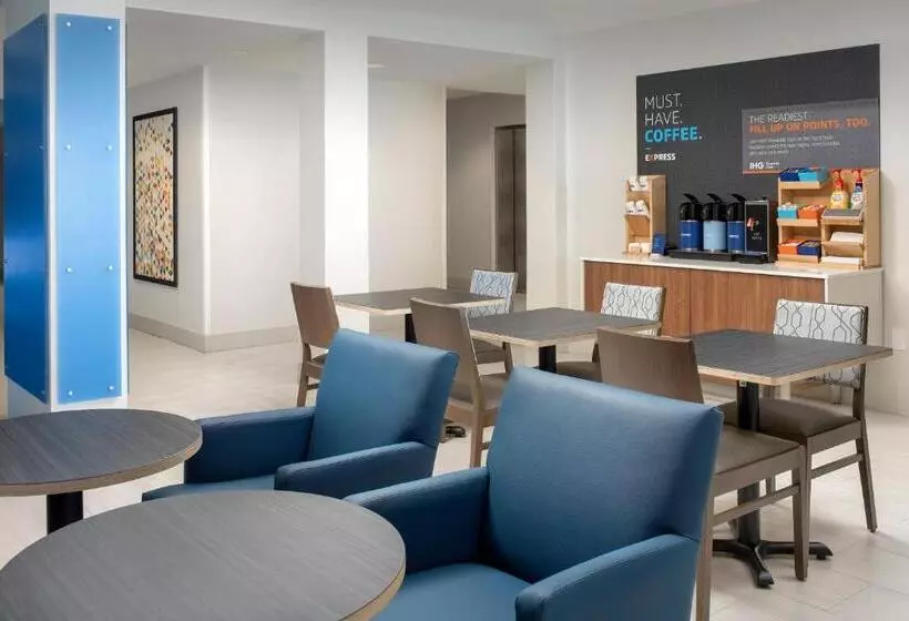 هتل Holiday Inn Express Jacksonville Beach, An Ihg