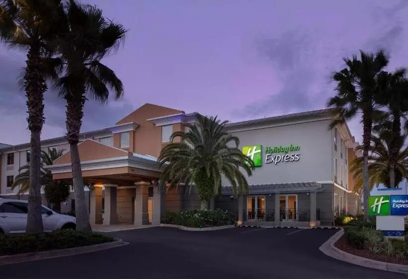 هتل Holiday Inn Express Jacksonville Beach, An Ihg