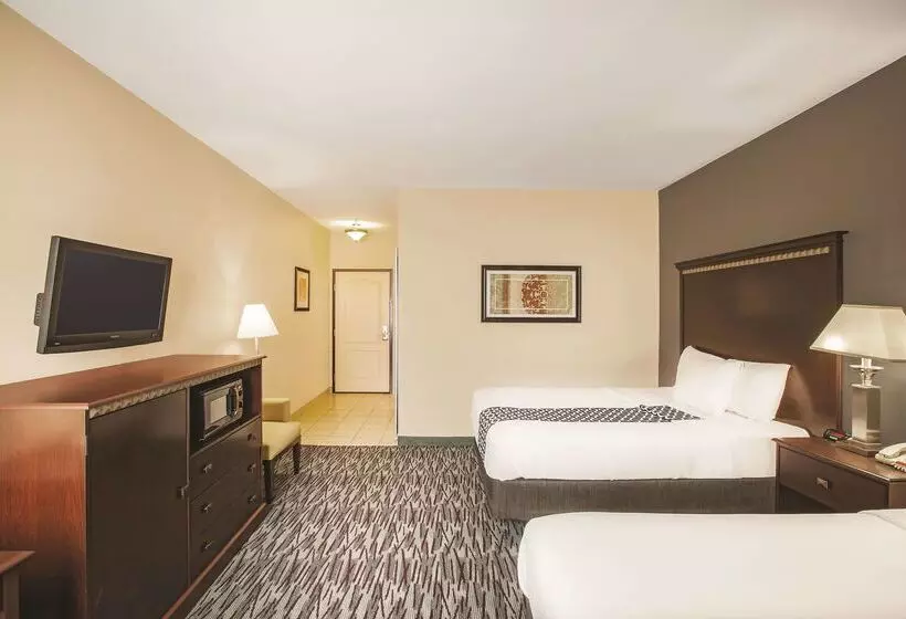 酒店 La Quinta Inn & Suites By Wyndham Allen At The Village