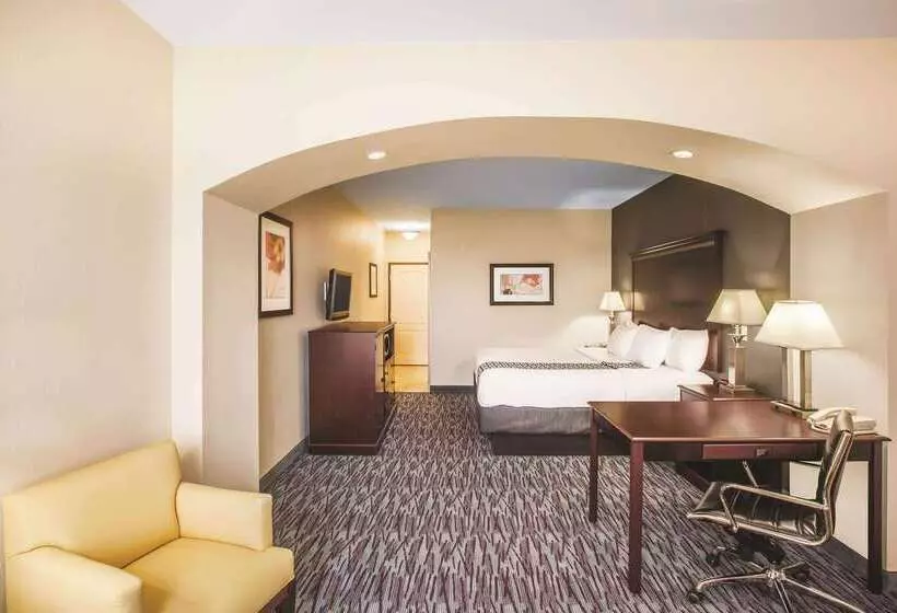 酒店 La Quinta Inn & Suites By Wyndham Allen At The Village