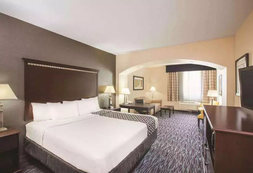 酒店 La Quinta Inn & Suites By Wyndham Allen At The Village