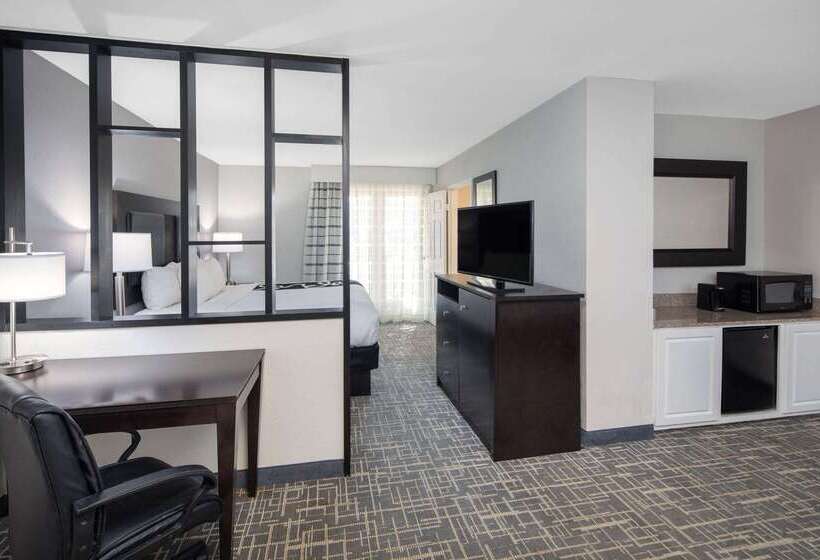 فندق La Quinta By Wyndham Atlanta Airport South