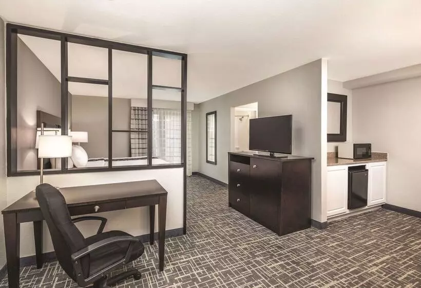 ホテル La Quinta By Wyndham Atlanta Airport South