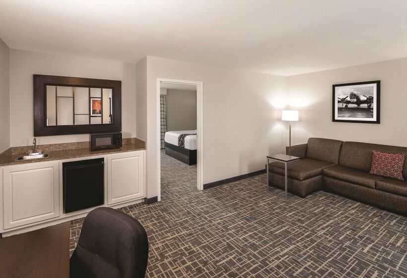 فندق La Quinta By Wyndham Atlanta Airport South