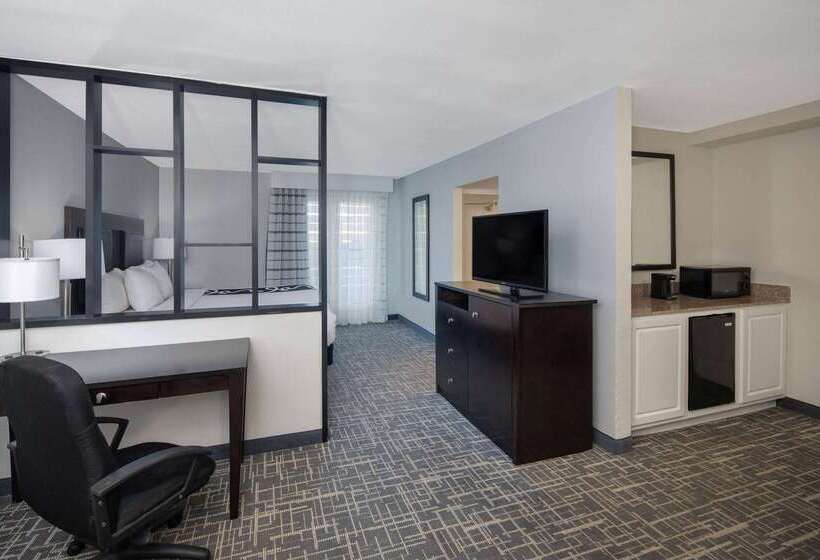 فندق La Quinta By Wyndham Atlanta Airport South