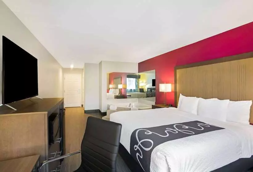 هتل La Quinta By Wyndham Fort Smith