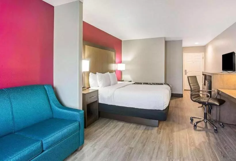 هتل La Quinta By Wyndham Fort Smith