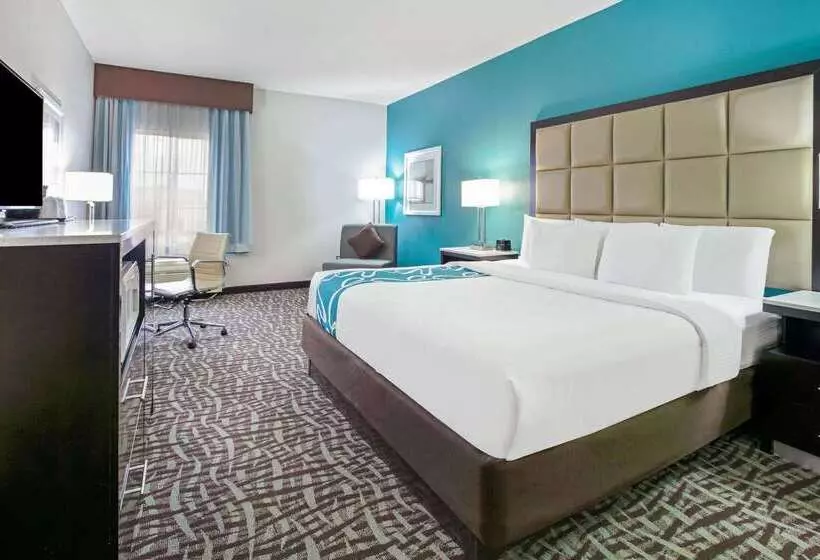 호텔 La Quinta Inn & Suites By Wyndham Paris