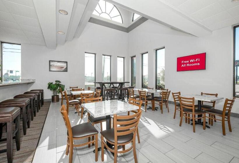 فندق Red Roof Inn Gulfport Biloxi Airport