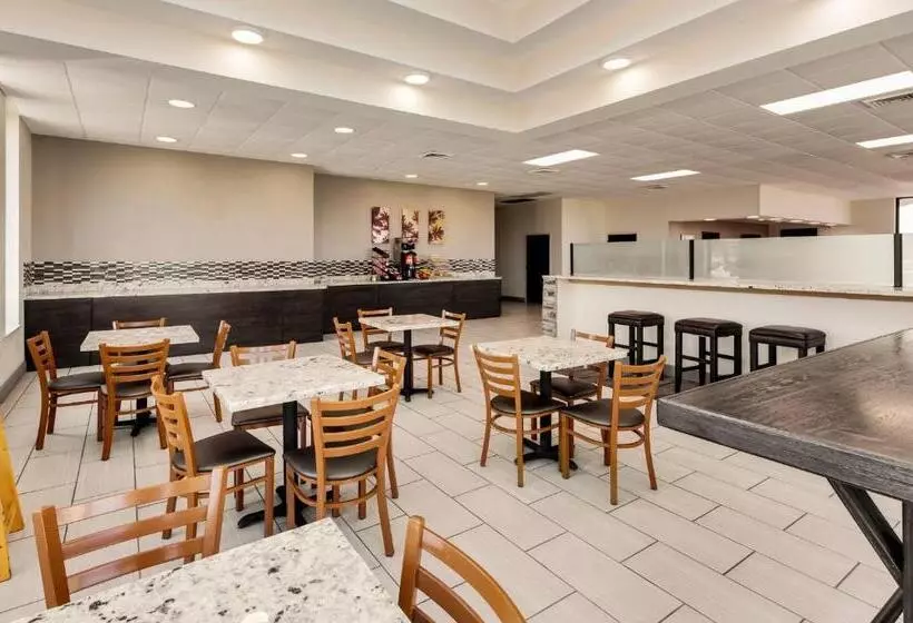 هتل Red Roof Inn Gulfport  Biloxi Airport