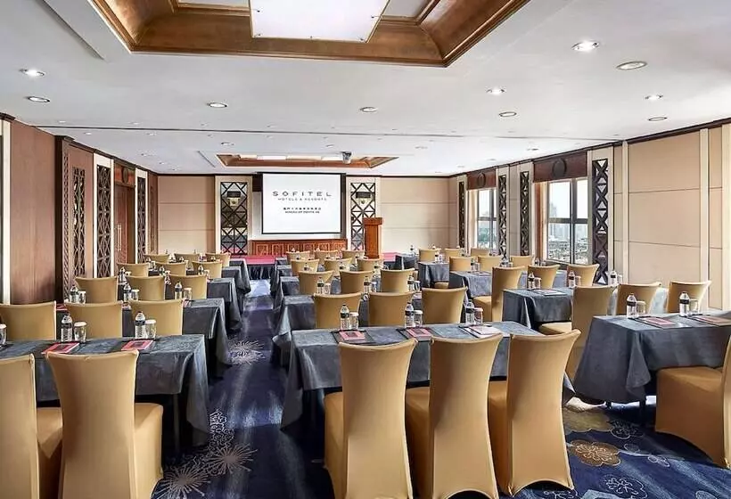 هتل Sofitel Macau At Ponte 16