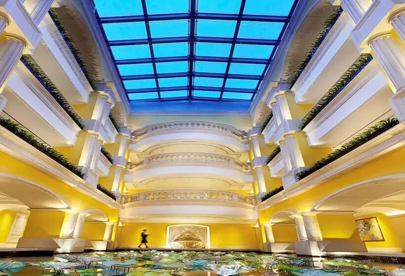 هتل Sofitel Macau At Ponte 16