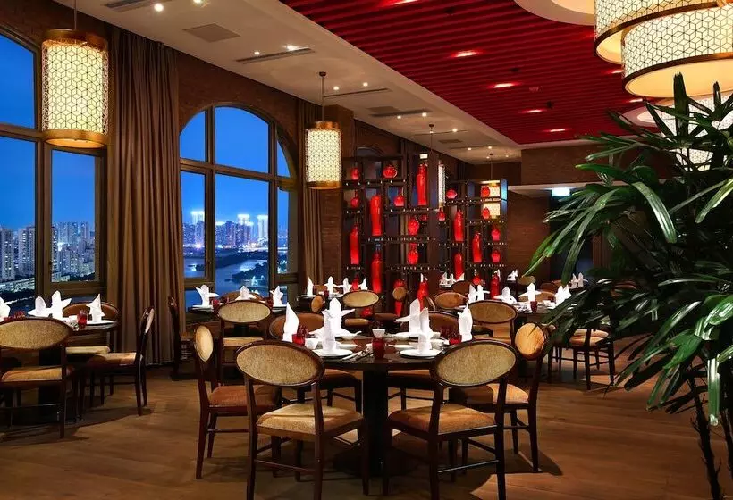 هتل Sofitel Macau At Ponte 16