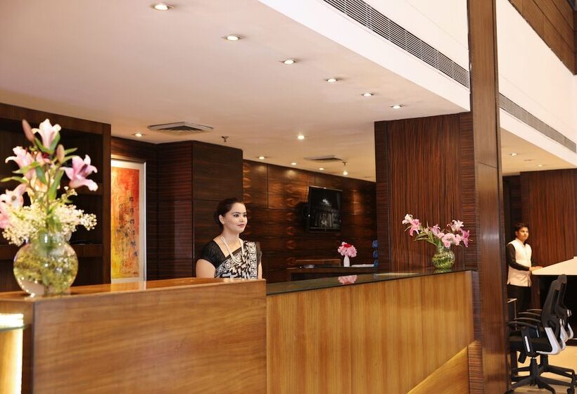 هتل Stellar Resorts