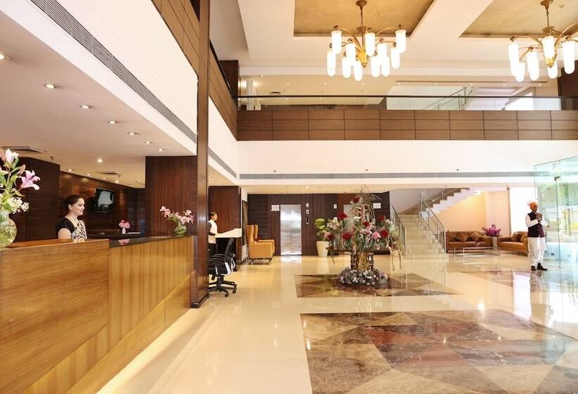 هتل Stellar Resorts