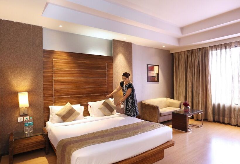 هتل Stellar Resorts