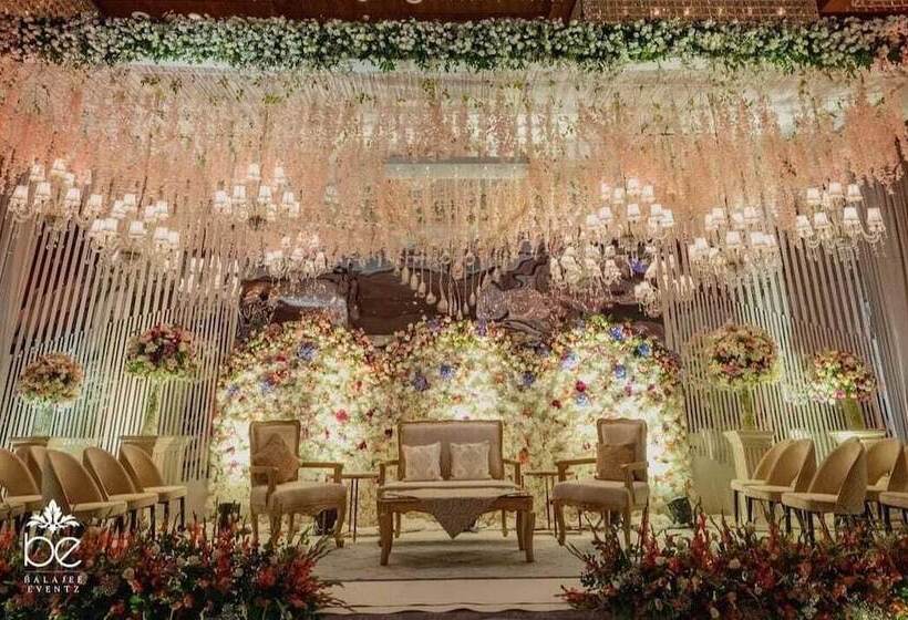 هتل Stellar Resorts