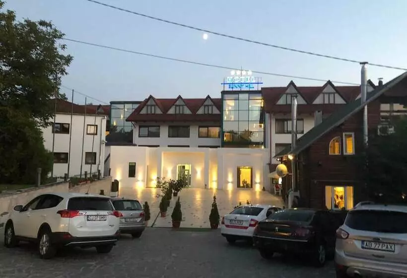 Отель Sunny Hill