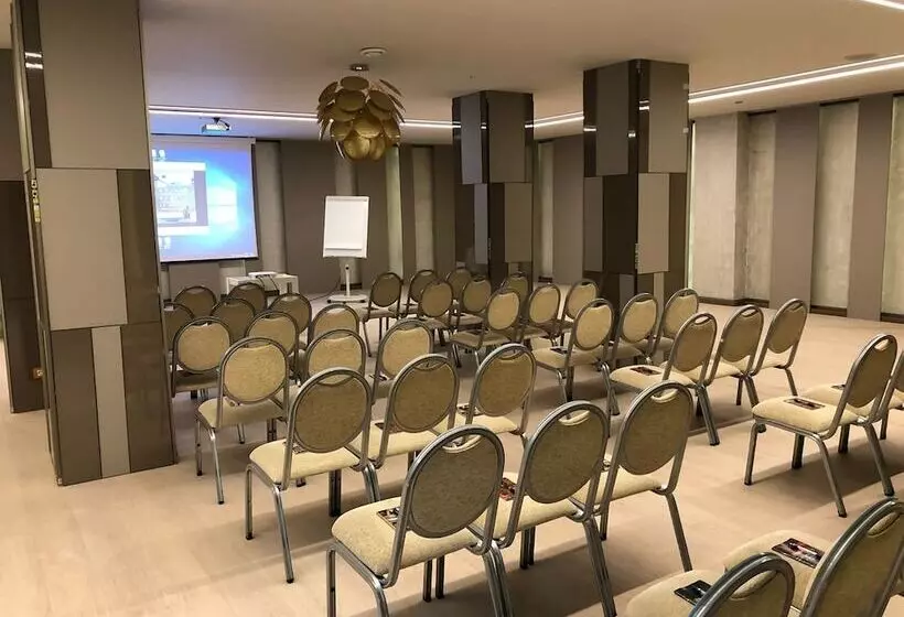 Отель Sunny Hill