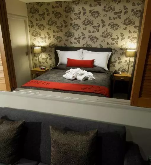 酒店 Wai Ora Lakeside Spa Resort