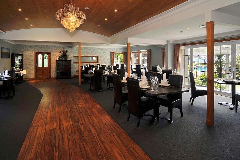 酒店 Wai Ora Lakeside Spa Resort