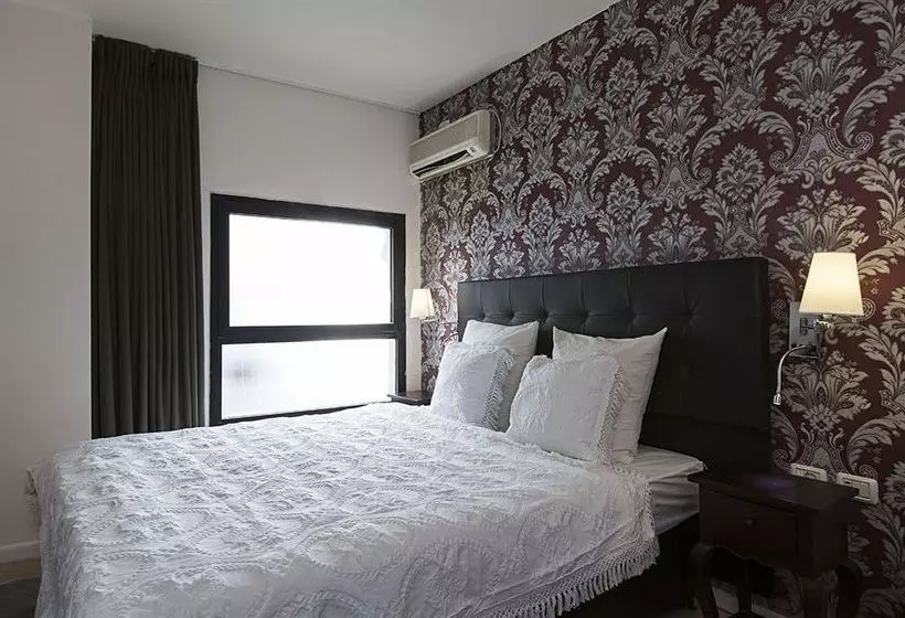 Ophir Hotel