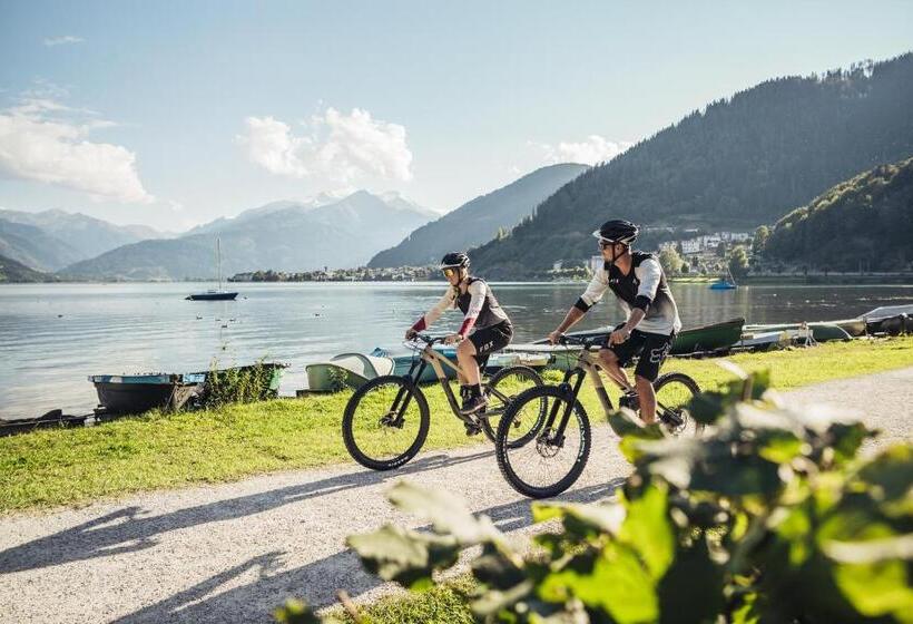 Alpenparks Hotel & Apartment Central Zell Am See