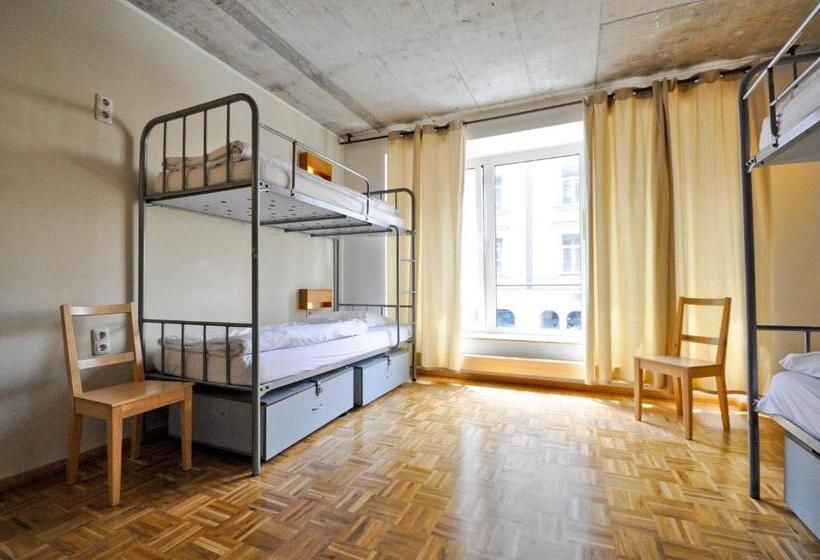 Five Elements Hostel Frankfurt