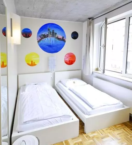 Five Elements Hostel Frankfurt