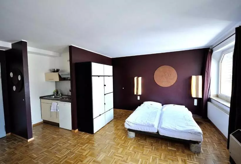 Five Elements Hostel Frankfurt