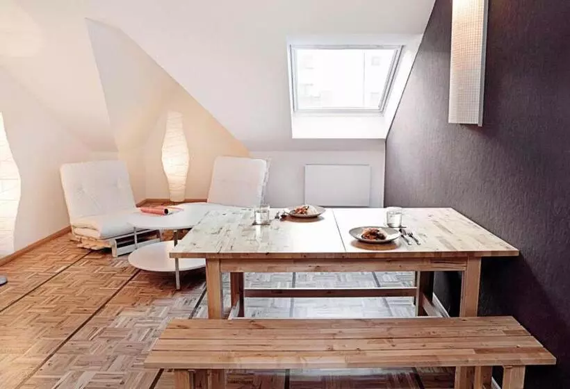 Five Elements Hostel Frankfurt