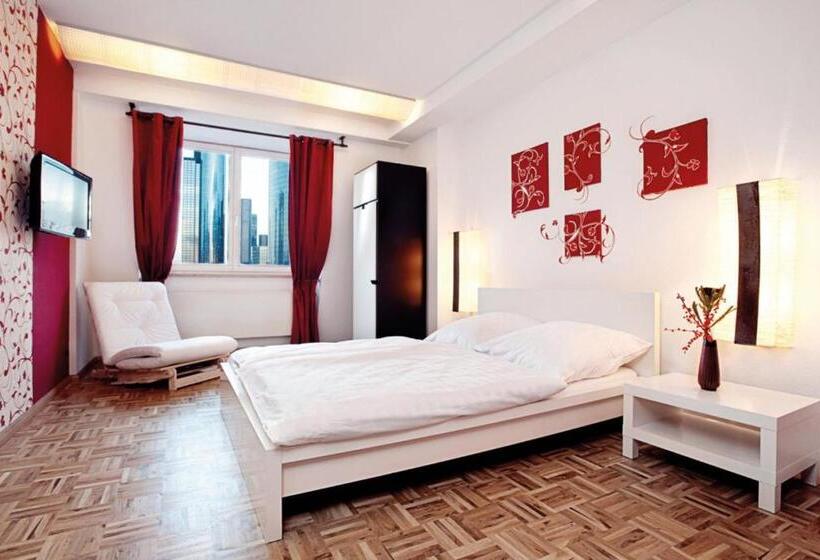 Five Elements Hostel Frankfurt