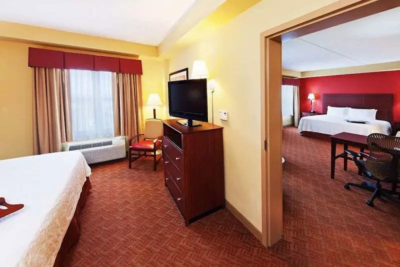 Hampton Inn & Suites Oklahoma City Bricktown